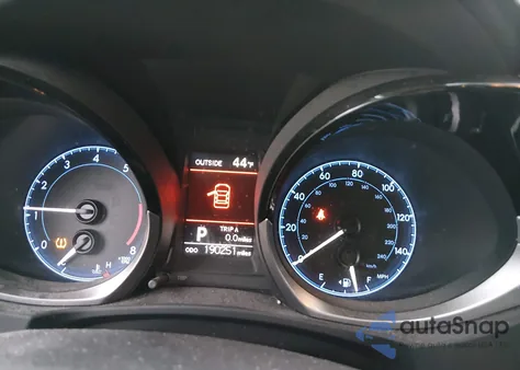 2015 Toyota Corolla S Plus from USA, damaged, VIN 2T1BURHE0FC238656